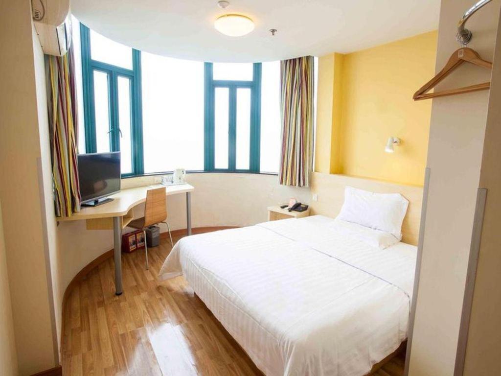 7 Days Inn Shanghai Minhang Dongchuan Road Jiaotong University Esterno foto